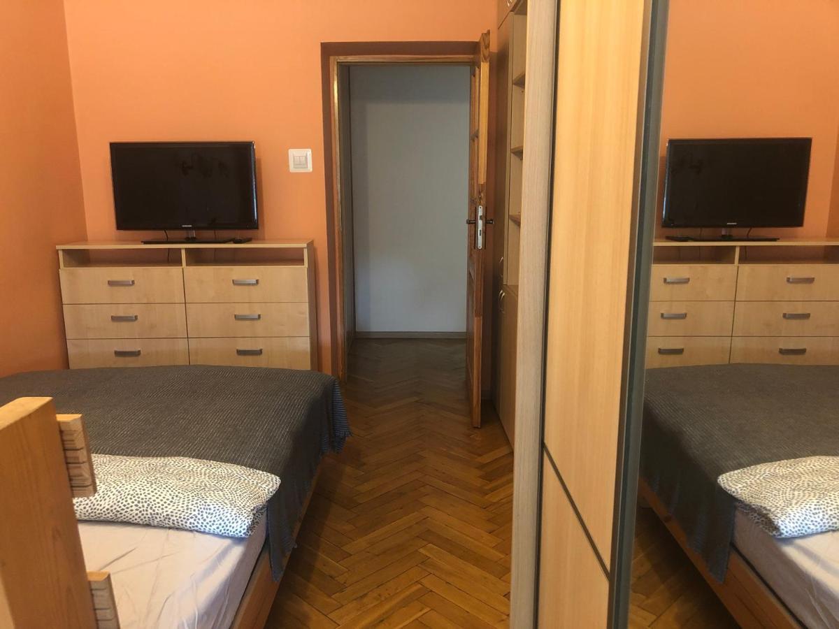 Blue River - Plac Legionow Apartment